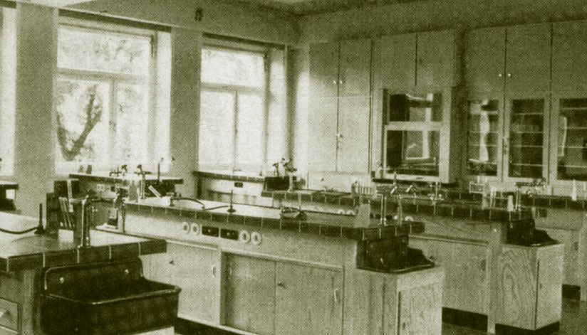 Chemiesaal von 1960